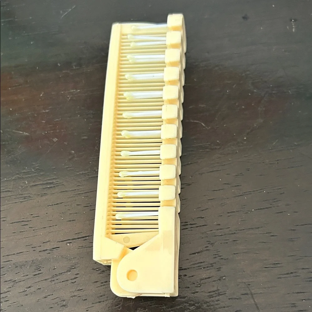 Kids Hair Brush and Comb Combo with Fluffy Hairclip